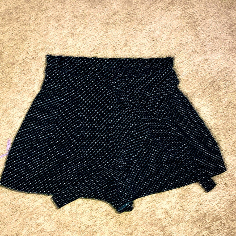 Forever 21 S/P skirt - black w/ white dots
